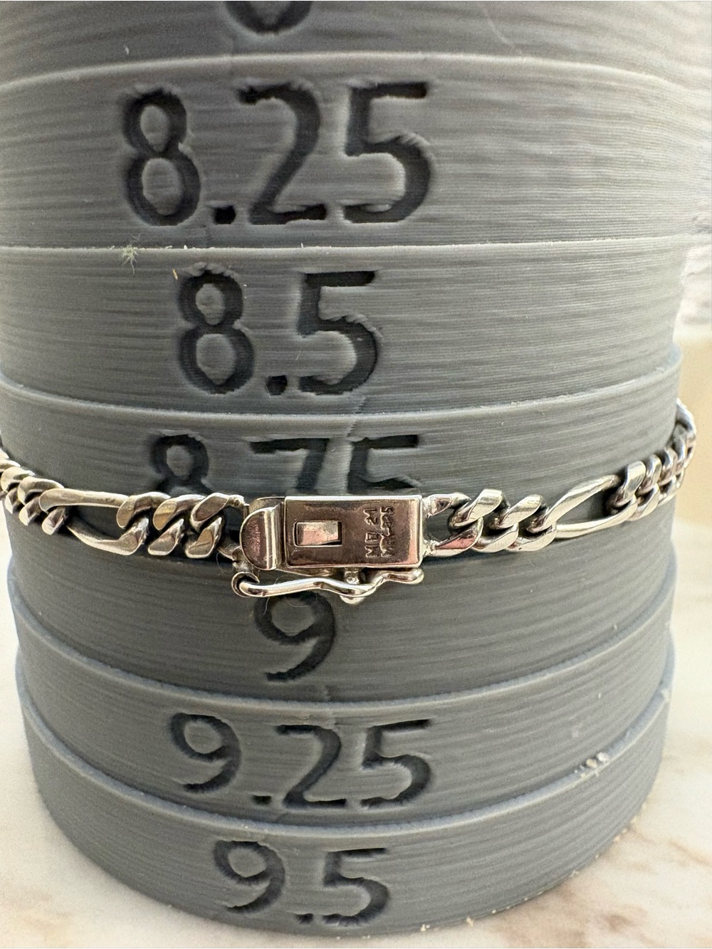 925 Sterling Silver Vintage Mexico Signed Figaro Link Bracelet 8.75 A+ unisex - Picture 12 of 14